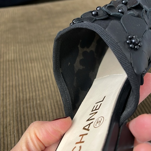 Authentic Chanel  mules - Picture 17 of 17